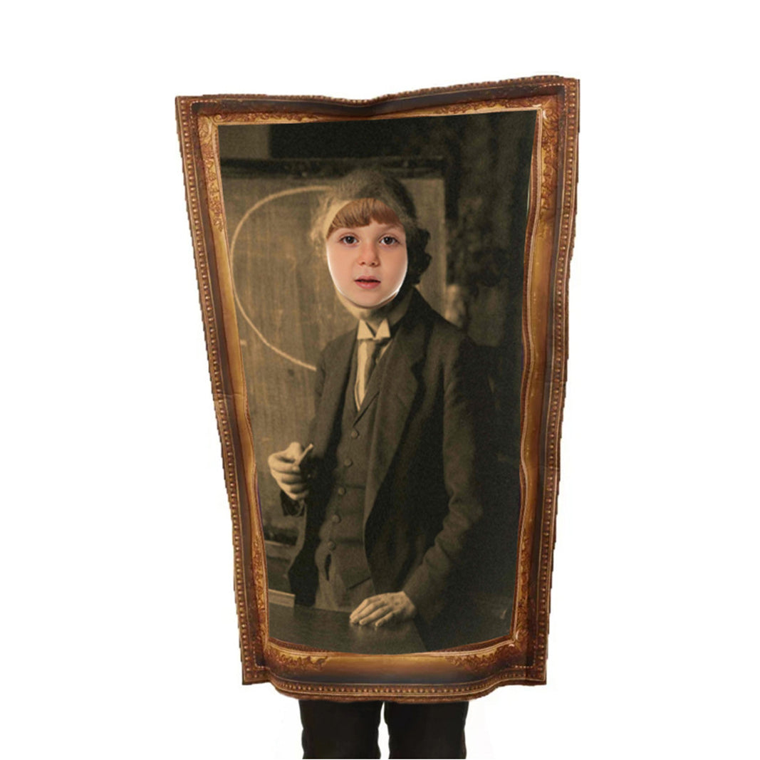 Funny spoof murals Costume Mona Lisa French girl Einstein Marie Curie King Queen Victoria Knight